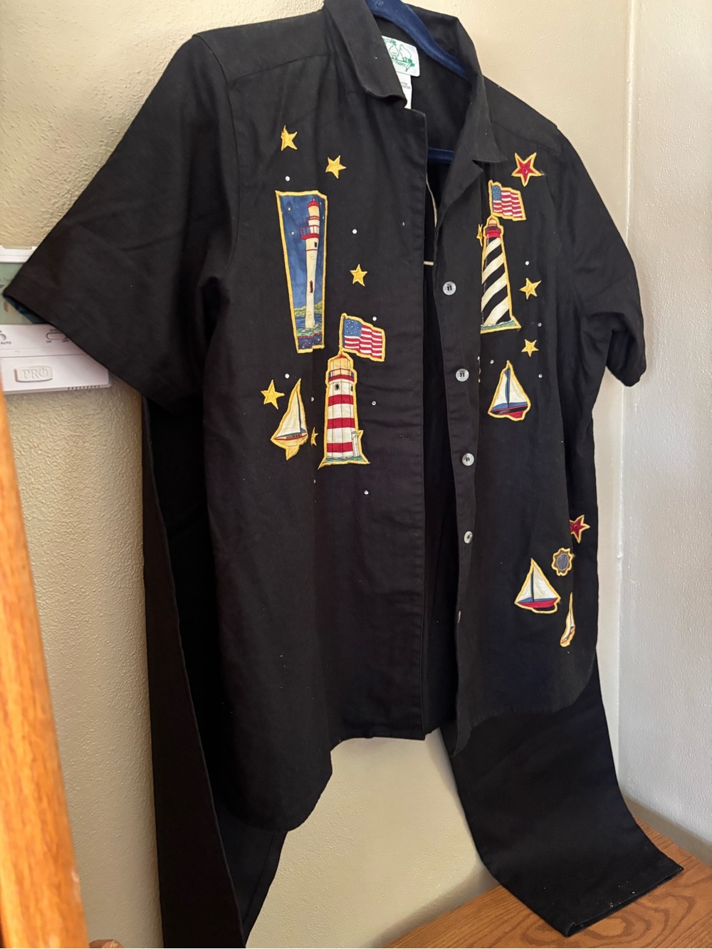 Quacker Factory 1X , 2 piece nautical set in cotton and linen , embroidered